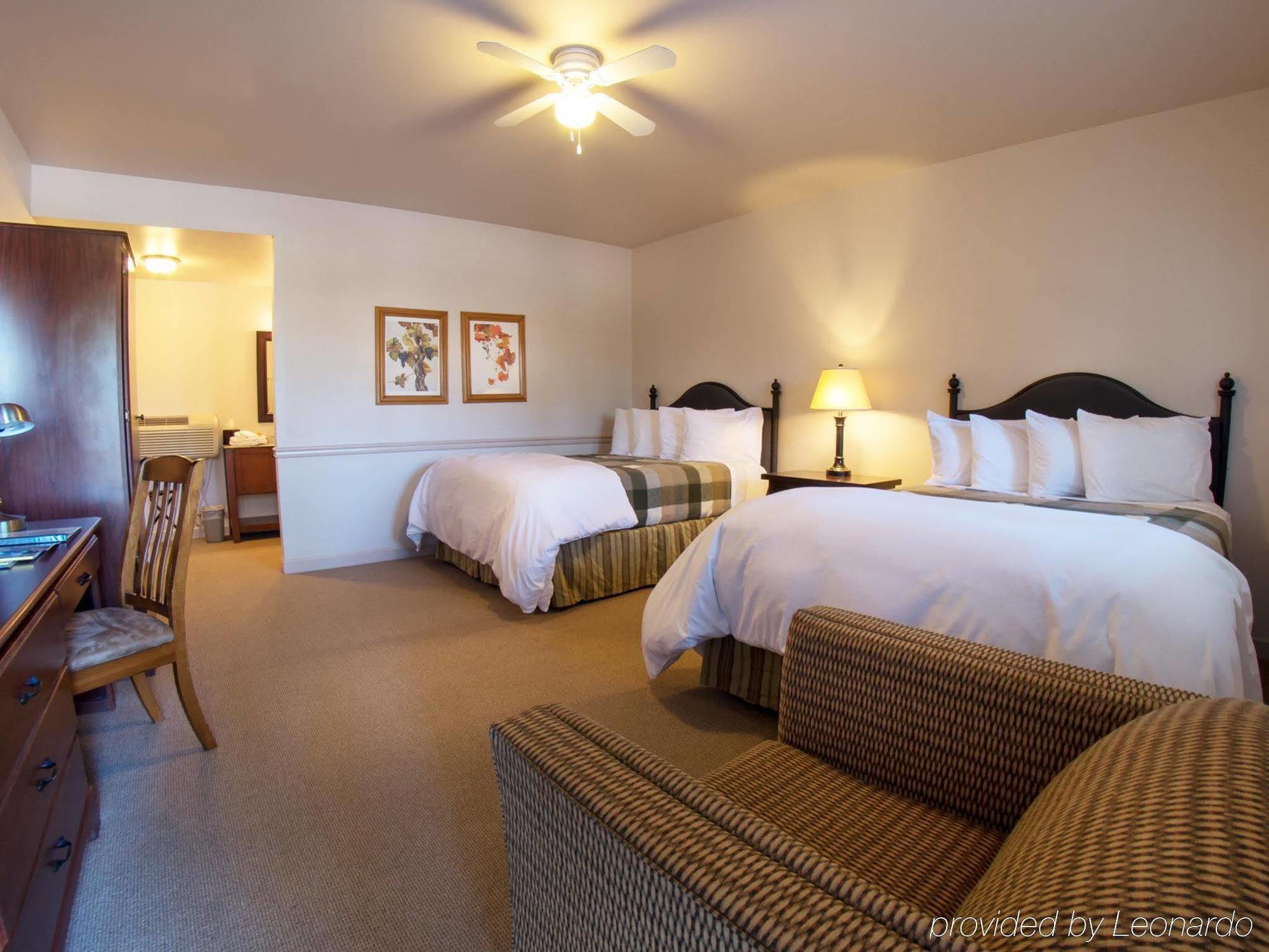 Wine Country Inn Jacksonville Exterior foto